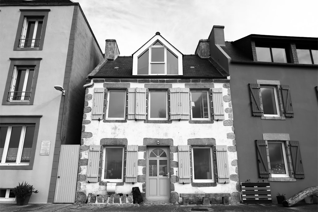 black and white, bretagne, brittany, bw, harbour, house, ile de sein, maison, monochrom, monochrome, noir et blanc, port