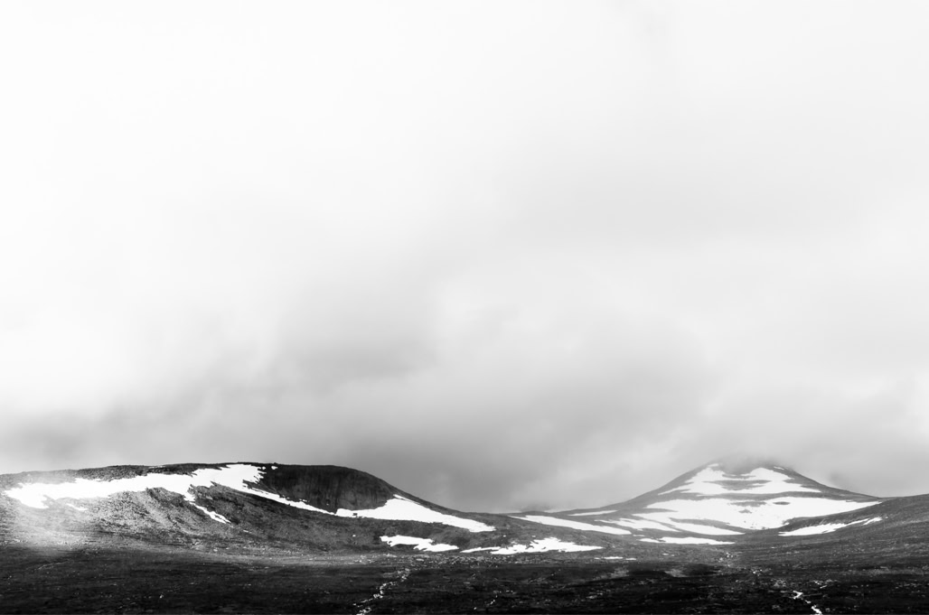 black and white, bw, monochrom, monochrome, montagne, mountain, noir et blanc, norvège, norway