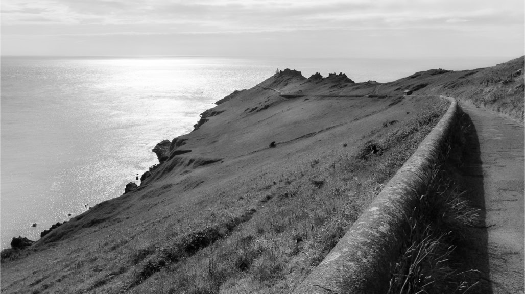 UK, black and white, bw, devon, england, lighthouse, mer, monochrom, monochrome, noir et blanc, phare, road, rocher, rock, route, sea, start point, united kingdom