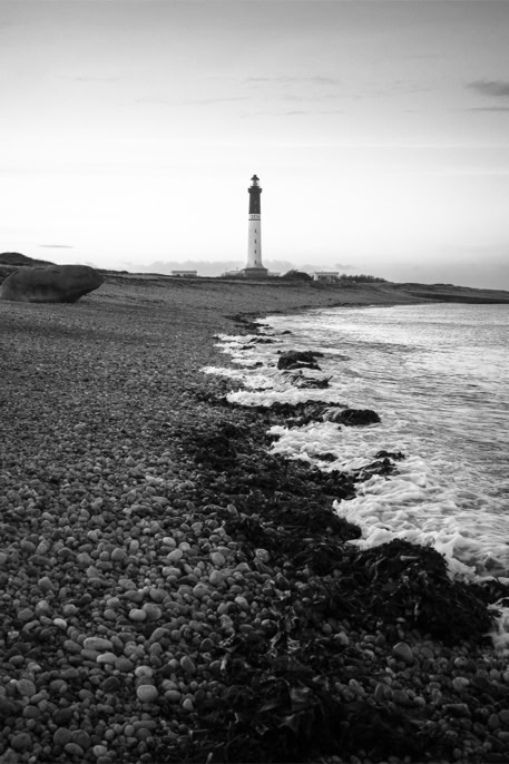 beach, black and white, bretagne, brittany, bw, goulenez, lighthouse, monochrom, monochrome, noir et blanc, phare, plage, île de sein