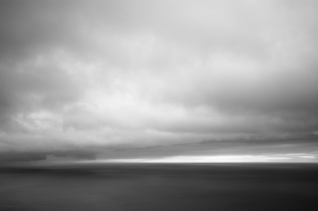 UK, black and white, bw, cloud, devon, england, mer, monochrom, monochrome, noir et blanc, nuage, sea, united kingdom