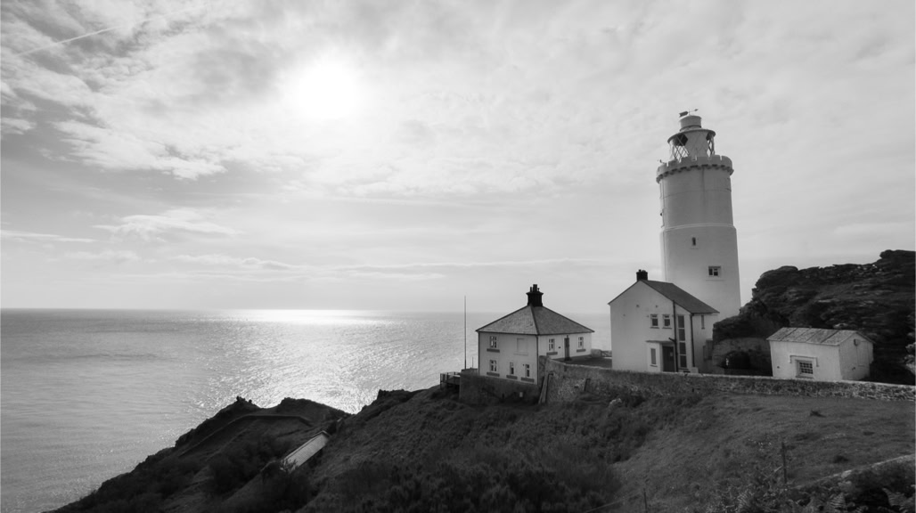 UK, black and white, bw, devon, england, lighthouse, mer, monochrom, monochrome, noir et blanc, phare, sea, start point, united kingdom