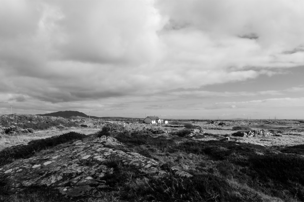 Ireland, Irlande, black and white, bw, connemara, house, lande, maison, monochrom, monochrome, moor, noir et blanc, paysage landscape